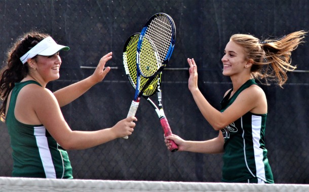 Vic's Corner: Lady Knights beat Cuyahoga Falls in Tennis
