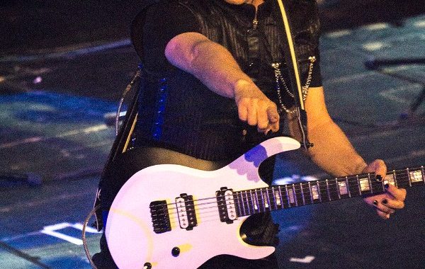 Vic's Corner: One Dark Night - A Rock Symphony of Macabre with Neil Zaza with Jeannie Shaffer at Akron Civic Theatre. Amazing Intro!