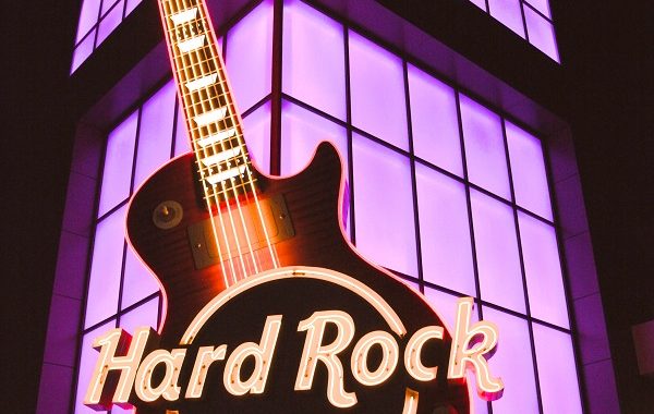 Hard Rock Rocksino On Track to Raise $200,000 to Fight Breast Cancer Locally