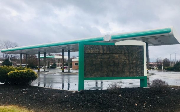 AMPM BP gas station at Rt.8 and Highland is now closed