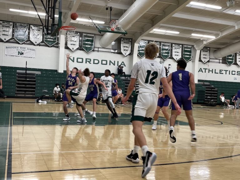 Nordonia Boys Varsity Basketball team vs North Royalton 1-5-2020 (FULL GAME VIDEO)