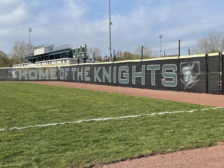 Nordonia Knights Loses Lead Early in Defeat 9 – 4