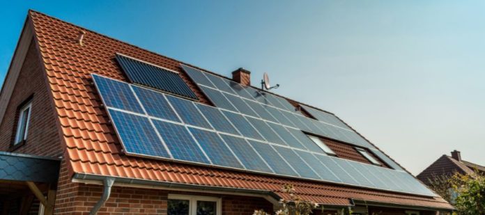 How To Tell if Your Roof Is a Candidate for Solar Panels