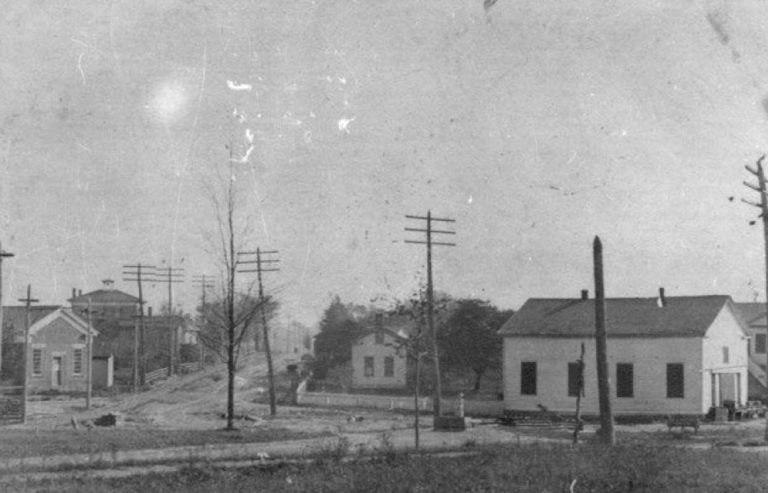 Northfield Intersection – Circa 1890’s